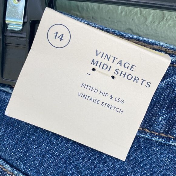Universal Thread High-Rise Vintage Stretch Midi Jean Shorts NWT Sz 14 - Picture 8 of 13